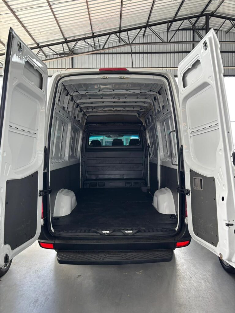 WhatsApp Image 2025-12-06 at 10.50.24