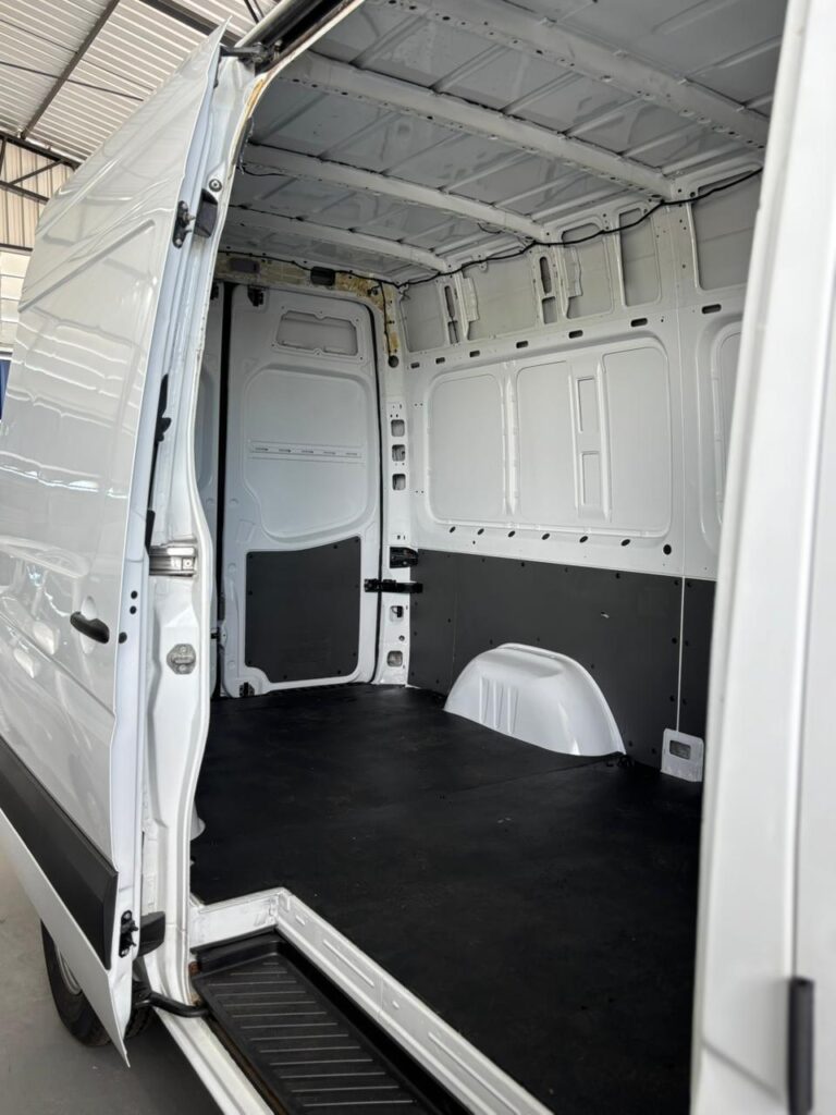 WhatsApp Image 2025-12-06 at 10.50.25