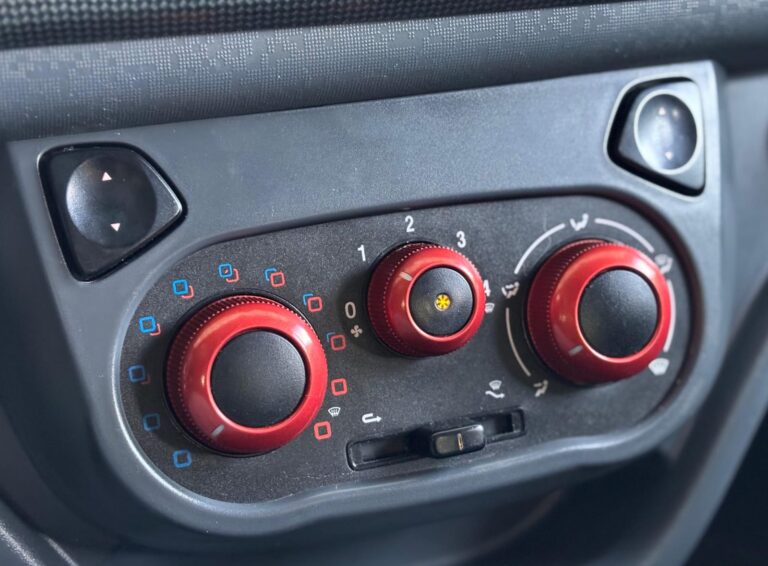 WhatsApp Image 2025-11-28 at 09.32.17 (4)